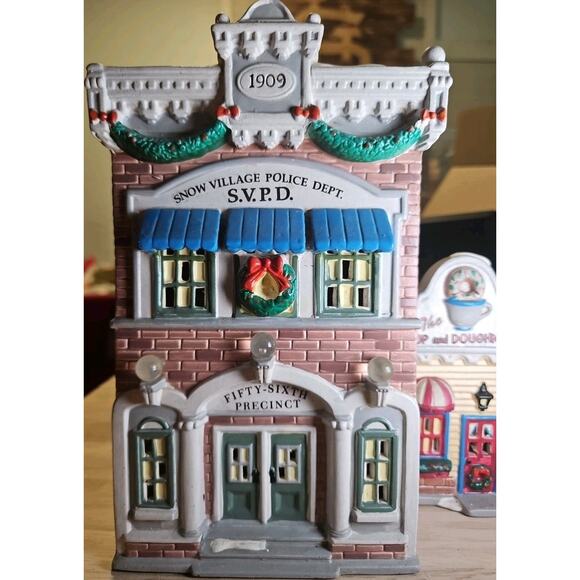 Vtg 1991 Dept 56 Snow Village Police Dept. Cup & Doughnut Shop No Light & Cord - Picture 5 of 7